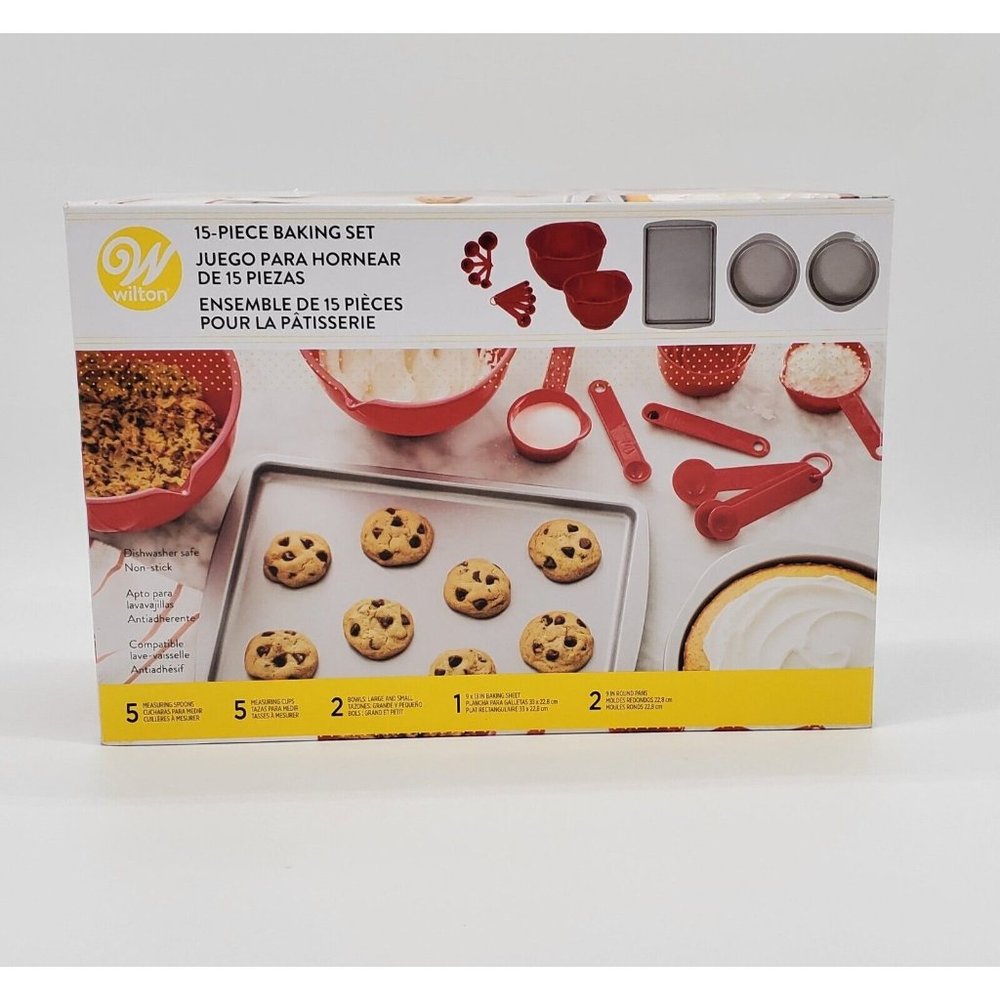 Wilton 15-Piece Baking Set Inc Sheet and Cake Pans, Bowls &  Measuring Tools New